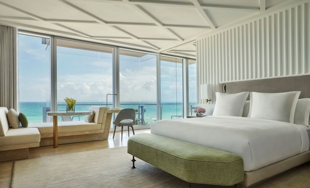 KKTWW - Four Seasons Hotel at The Surf Club